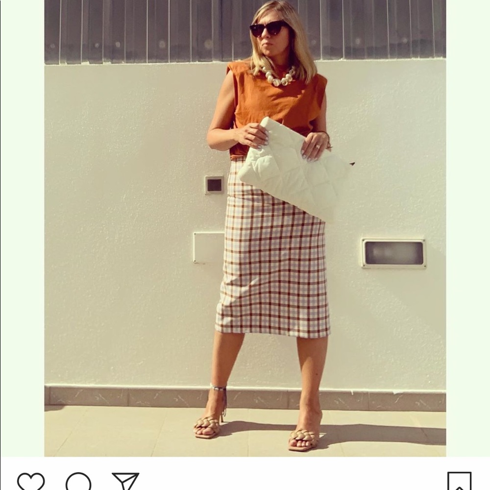 Zara plaid skirt bloggers favorite